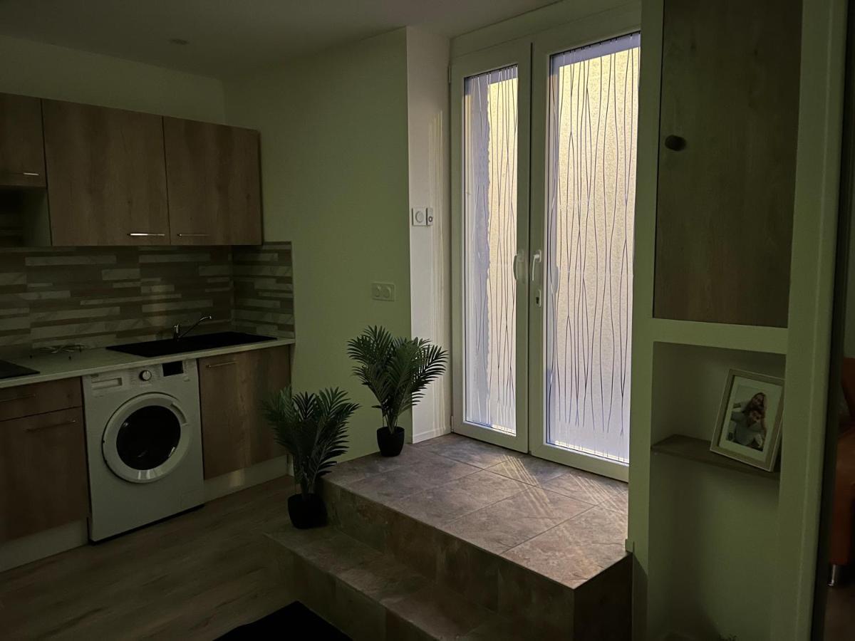 Appartement Luxe Jaune Saint-Etienne  Exterior photo